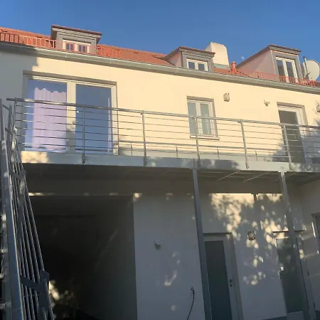 Maxima Apartment *